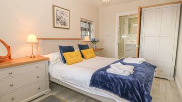 Mökki | 1 makuuhuone, yksilöllisesti sisustettu, yksilöllisesti kalustettu