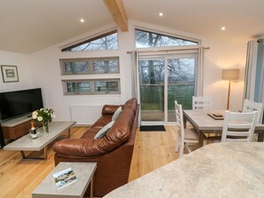 Stuga | Vardagsrum | Tv