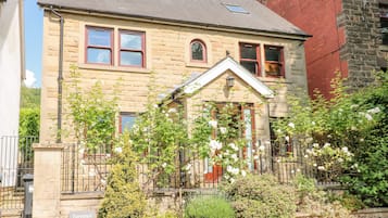 Cottage | Exterior