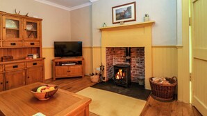 Cottage | Interior