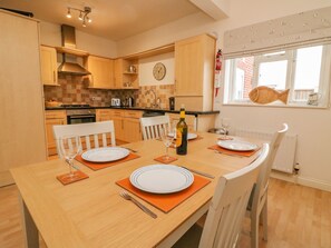 Cottage | Interior - Ocean Watch 1 (Weymouth)