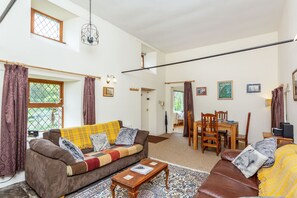 Interior - The Old Mill (Beauly)