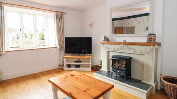 Cottage | Interior
