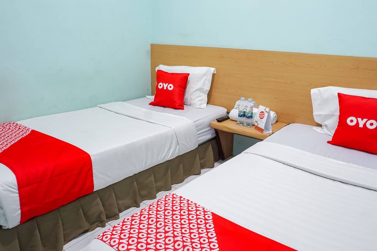 Deluxe Twin Room | Free WiFi, bed sheets