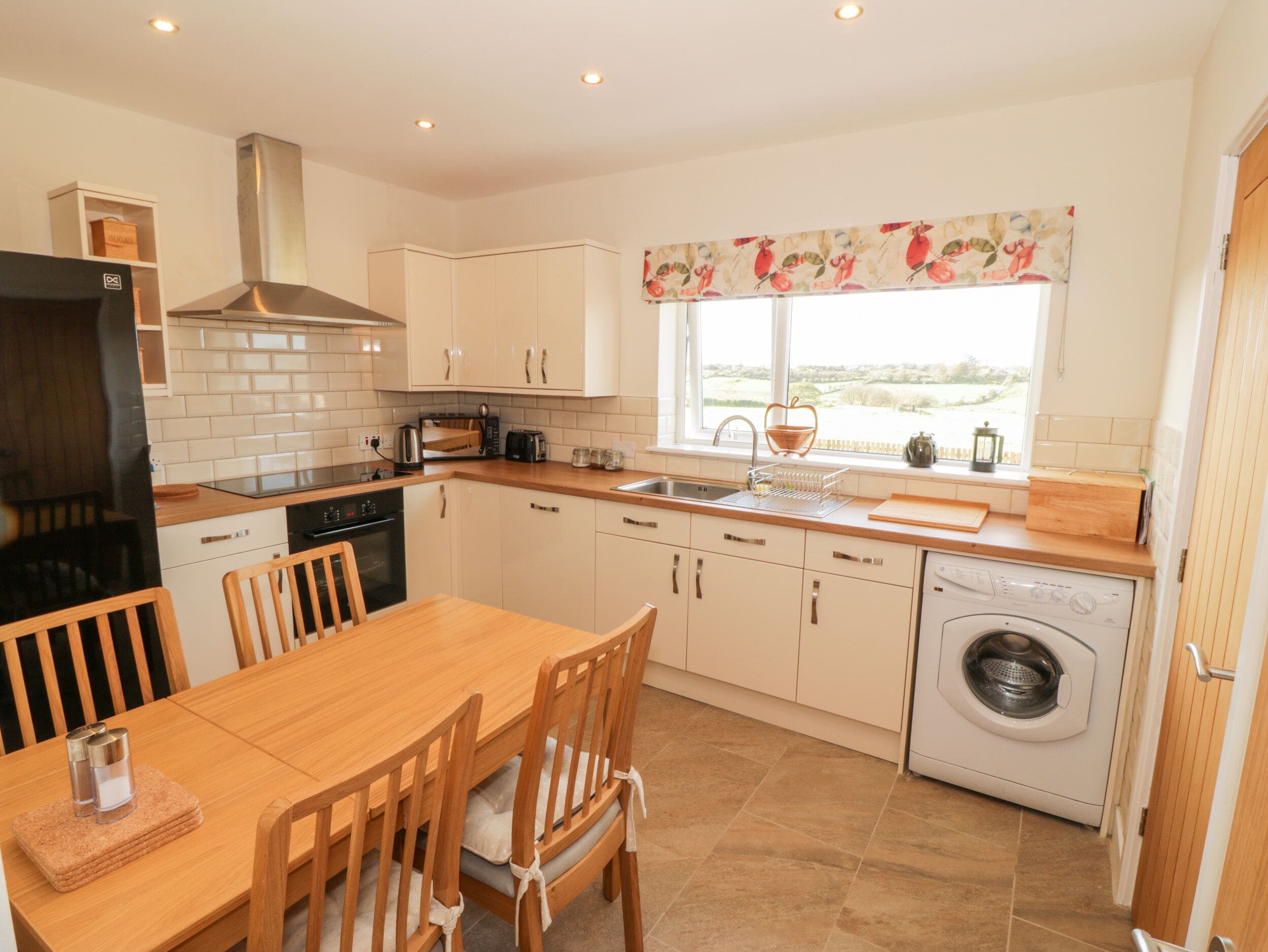 คอทเทจ | ภายใน