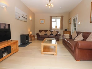 Cottage | Living area