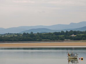 Cottage | Beach | Beach nearby - Menai Cottage (Llanfairpwllgwyngyll)