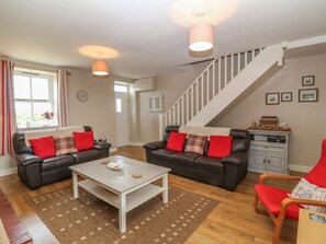 Cottage | Living area - Glasfryn (Holyhead)