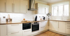 Private kitchen - Holly Edge (Saltburn-by-the-Sea)