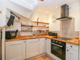 村舍 | 私人厨房 | 冰箱、微波炉、炉灶、洗碗机