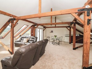 Cottage | Interior - Lower Norton Apartment (Dartmouth)