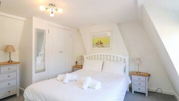 Cottage | Interior