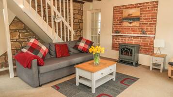 Cottage | Living room | TV