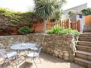 Cottage | Outdoor dining