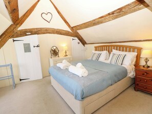 Cottage | Interior - Tovah (Yarmouth)