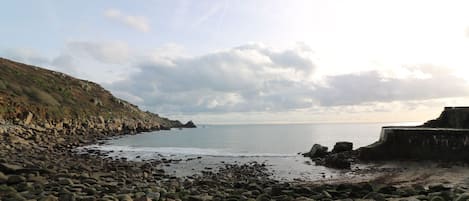 Cottage | Beach