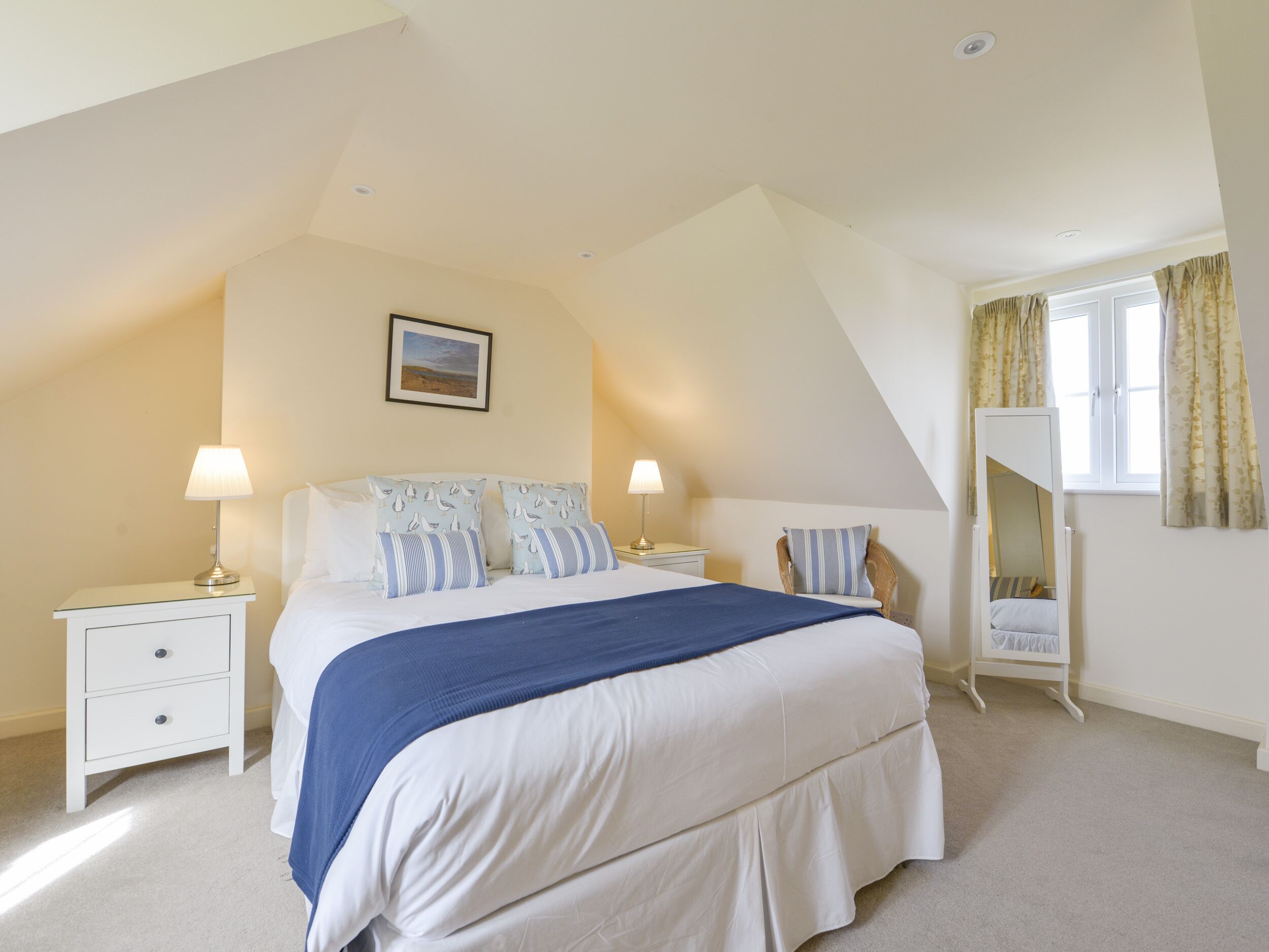 Casa de campo | 5 habitaciones, decoración personalizada y muebles diferentes 