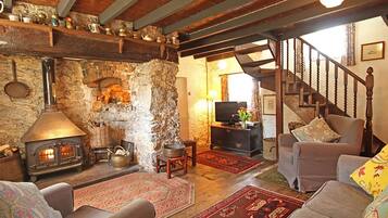 Cottage | Interior