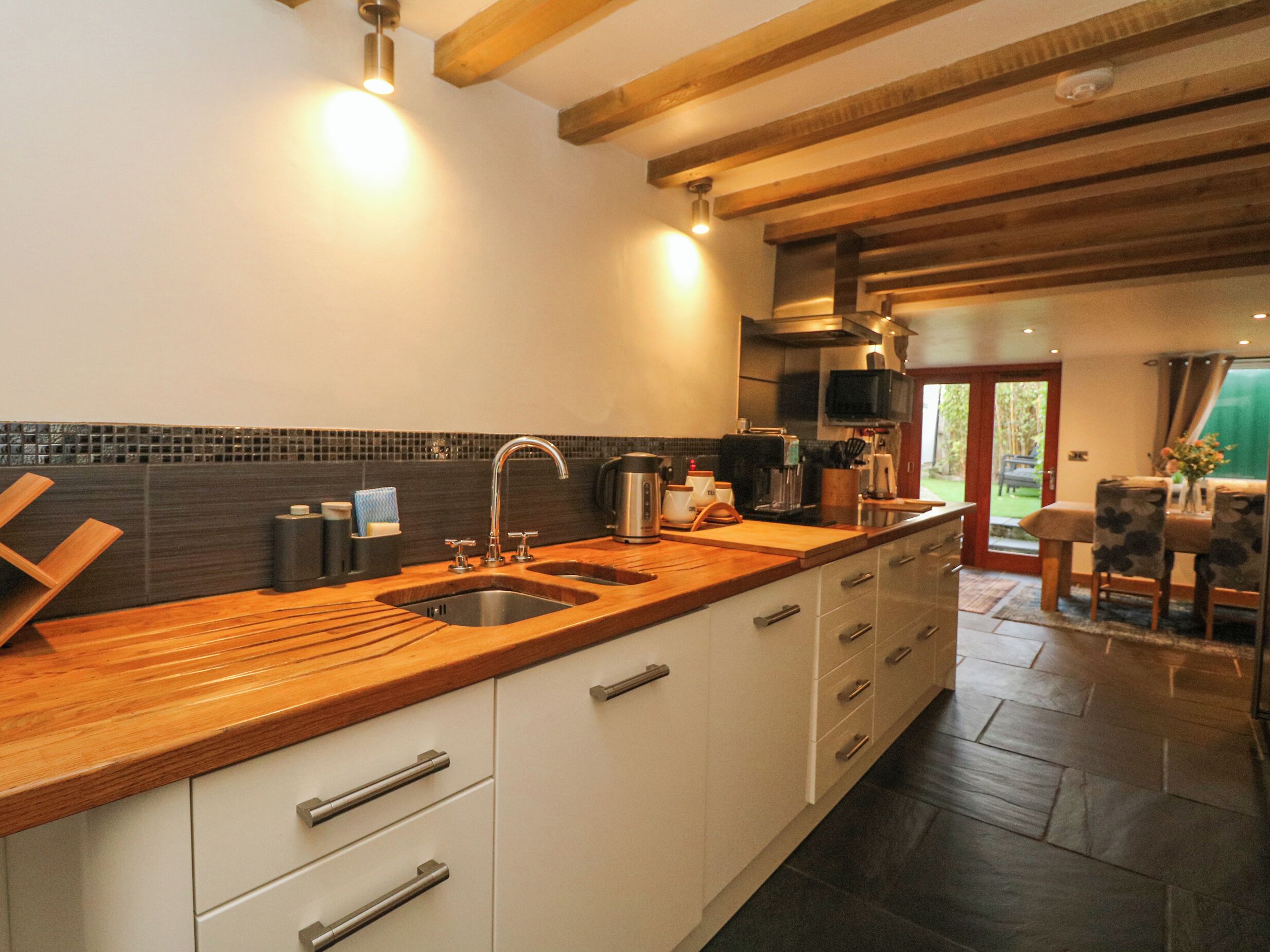 Casa de campo | Cocina privada | Lavavajillas y utensilios de cocina