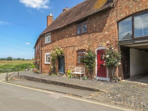 Exterior - River Cottage (Tewkesbury)