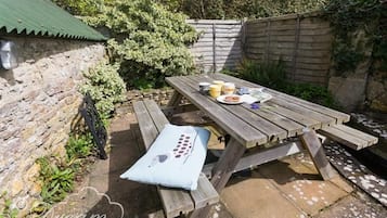 Cottage | Interior