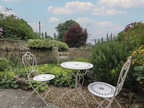 Cottage | Outdoor dining - Horseshoe Cottage (Shipston on Stour)
