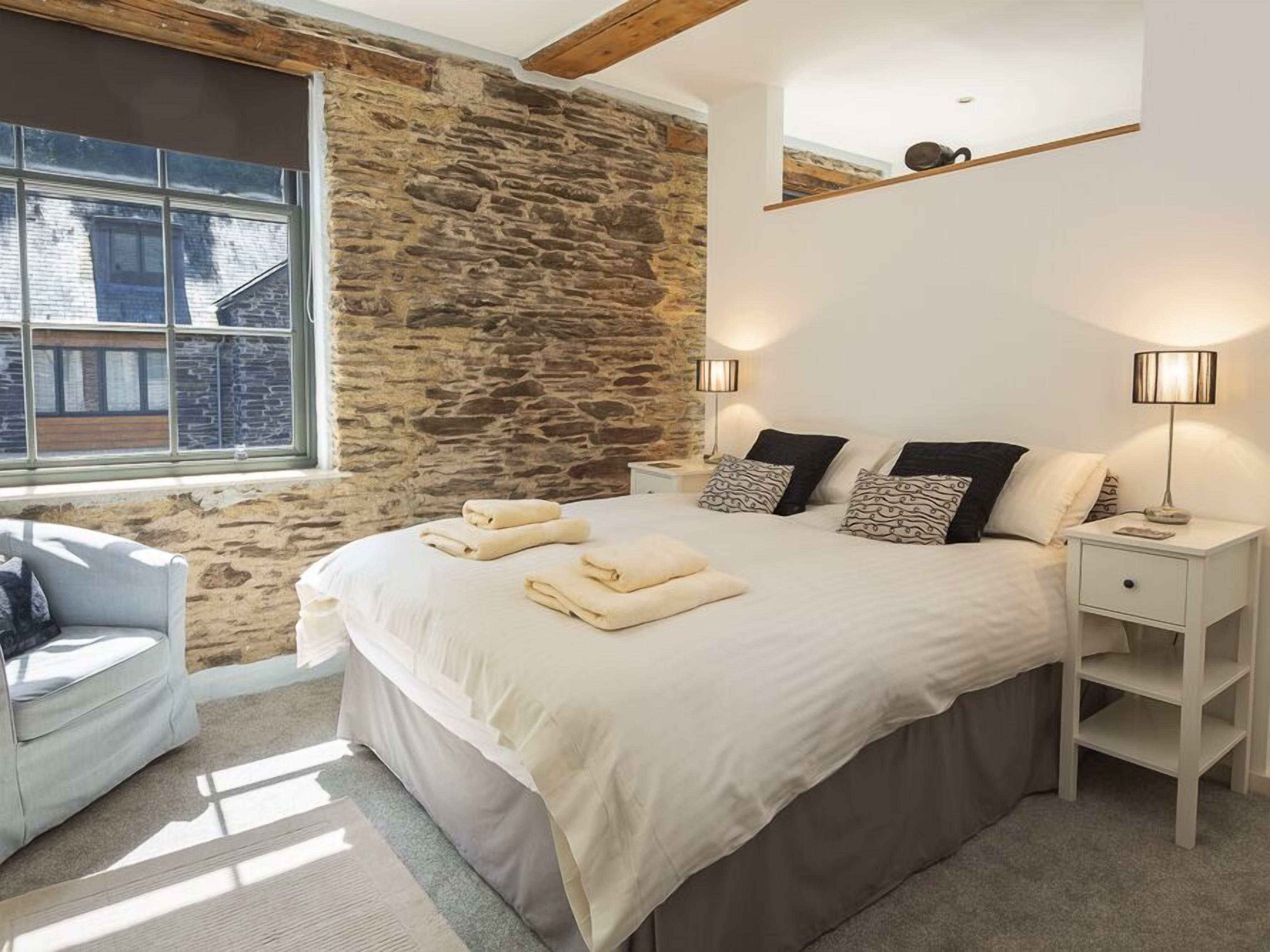 2 bedrooms, WiFi (free), individually decorated, individually furnished