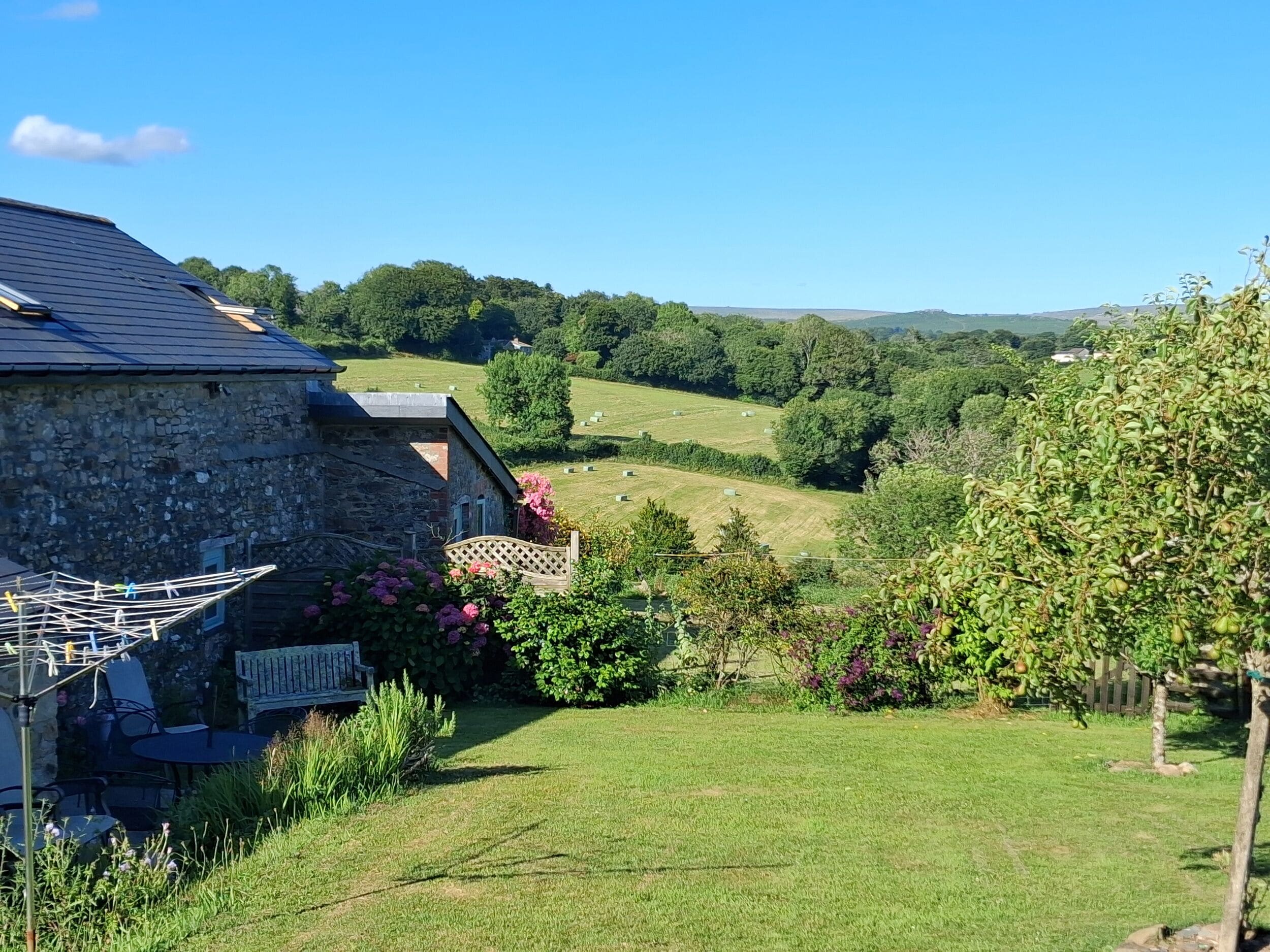 Cottage | Property grounds