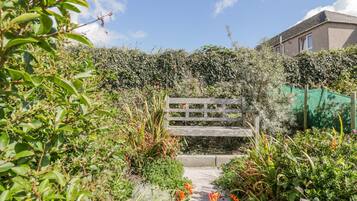 Cottage | Property grounds