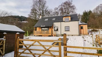 Cottage | Interior
