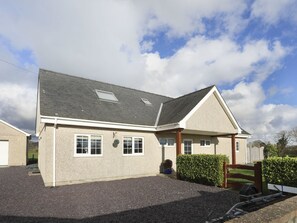 Exterior - Dwyros (Pwllheli)