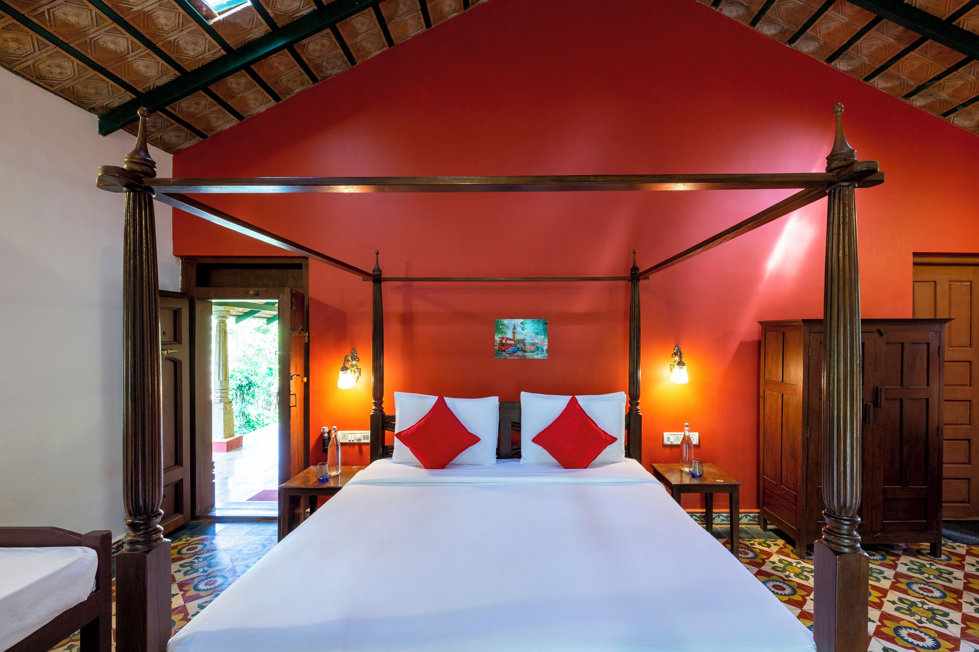 Ropa de cama de alta calidad, cubrecamas y colchones con pillow-top 