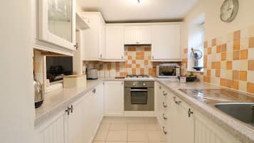 Cottage | Interior