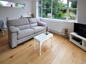 Cottage | Interior - Pebbles (Bridport)