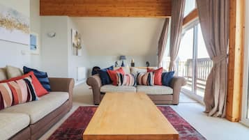 Cottage | Living area
