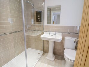 Cottage | Bathroom | Shower - 14 Tudno Street (Llandudno)