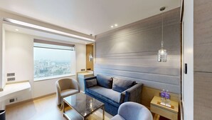 43-inch LED TV with digital channels, fireplace - Radisson Blu Towers Kaushambi Delhi NCR (Ghaziabad)