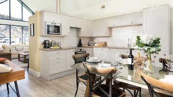 Cottage | Cuisine privée | Lave-vaisselle, bouilloire électrique, grille-pain, chaise haute