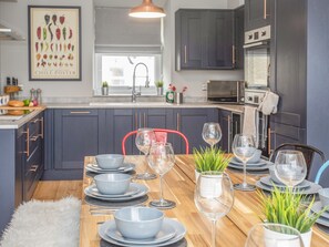 Interior - Cambrian House (Criccieth)