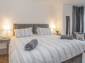 Chaumière | 6 chambres, décor unique, ameublement unique, accès au Wi-Fi (inclus)
