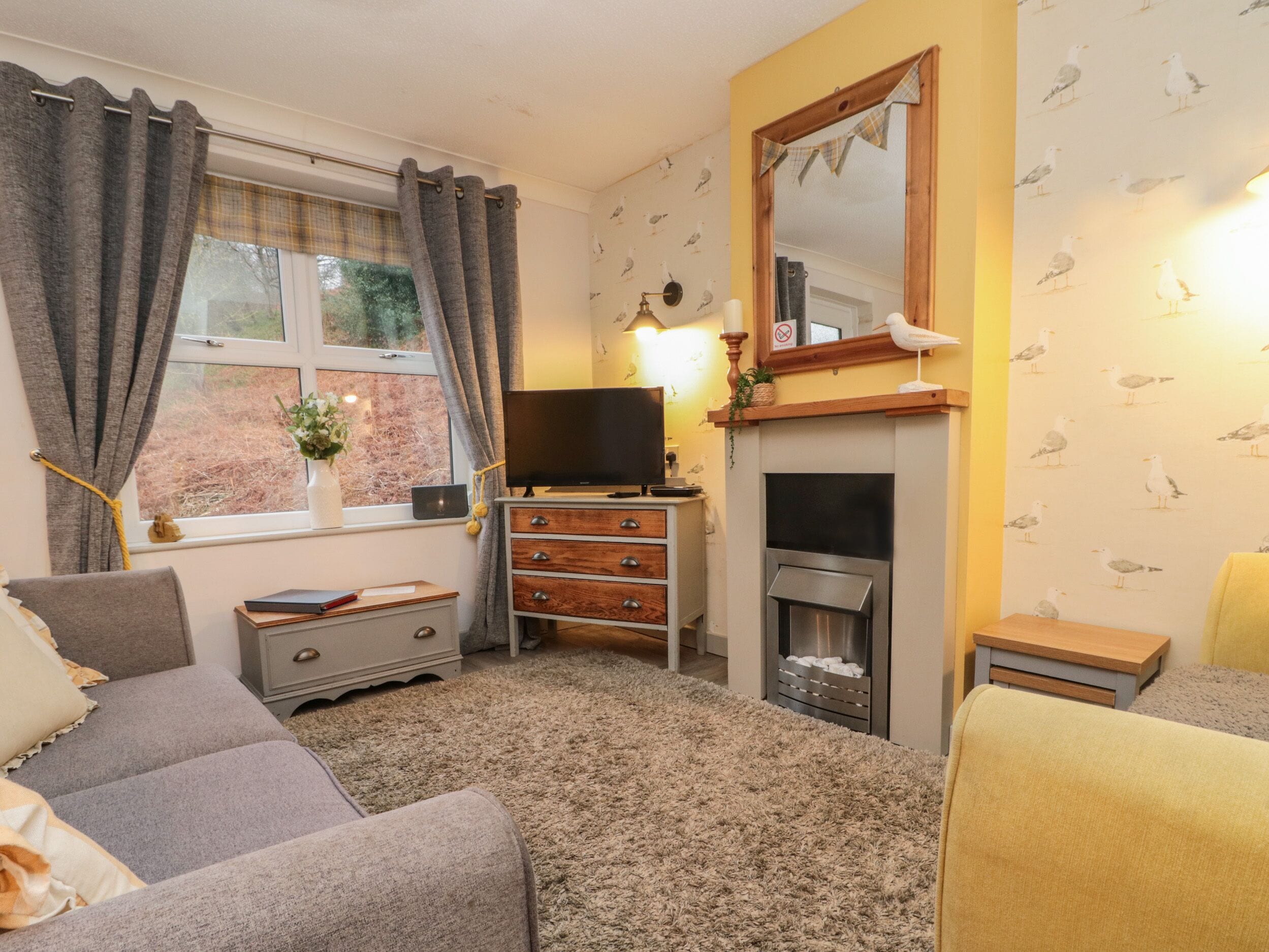 Cottage | Living area