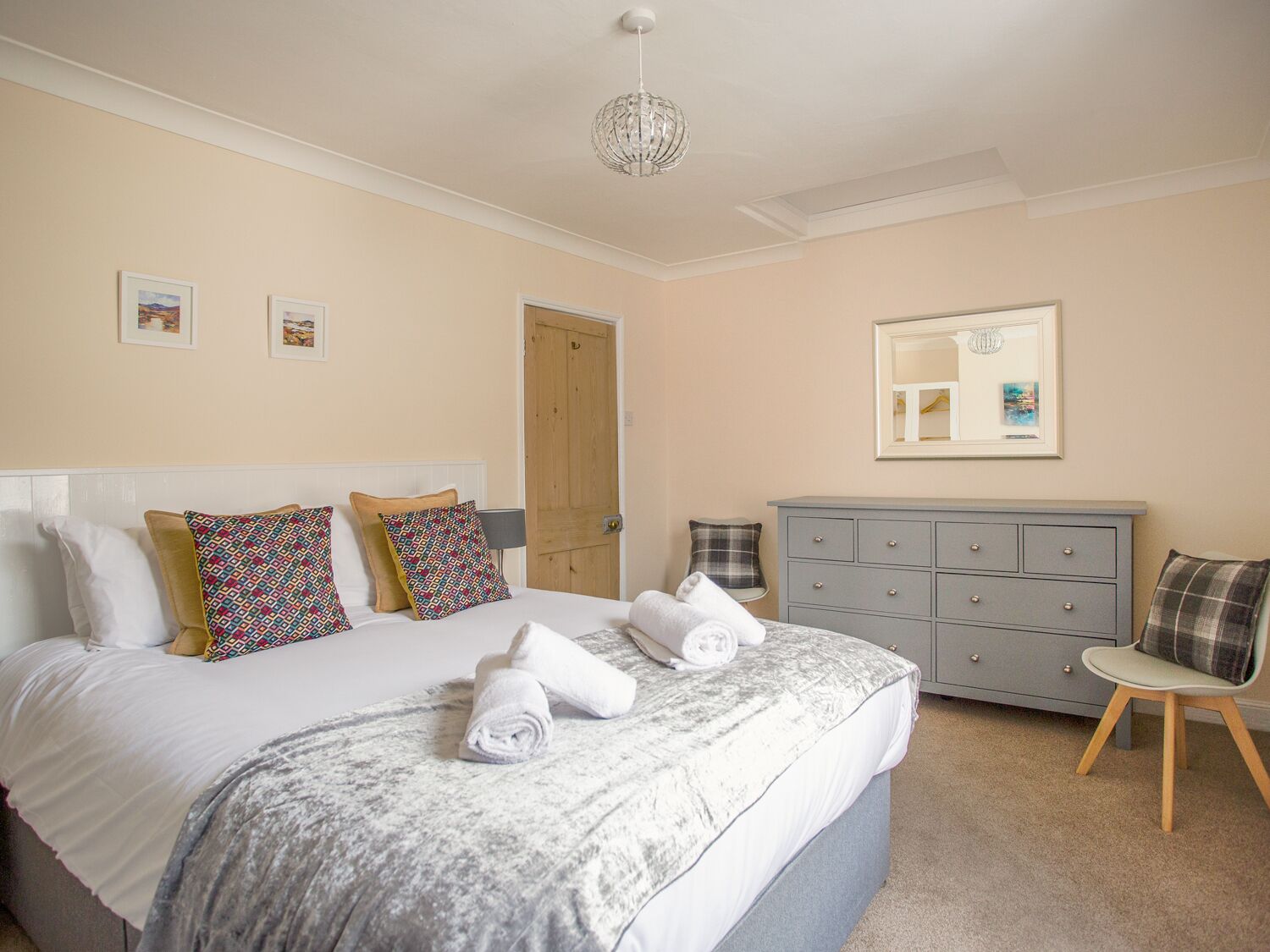 Cottage | 3 bedrooms, individually decorated, individually furnished, free WiFi
