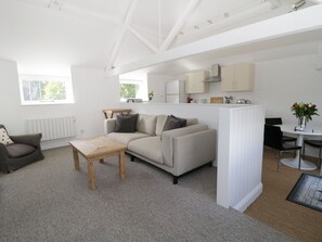 平房 | 客廳 | 電視