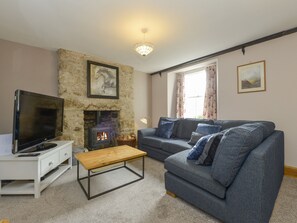 Cottage | Living area | TV - Brimpts Cottage (Yelverton)