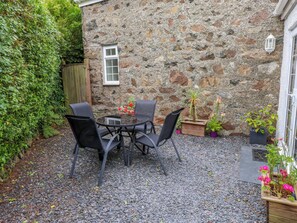 Outdoor dining - Tan Y Goeden (Pwllheli)