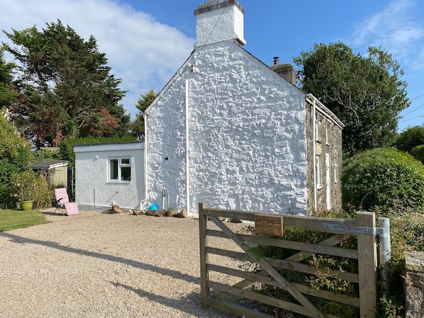 Cottage | Exterior