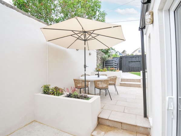 Cottage | Outdoor dining