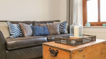 Cottage | Living room