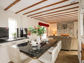 Cottage | Interior - Tyn Towyn - Ty Glas Golau (Holyhead)