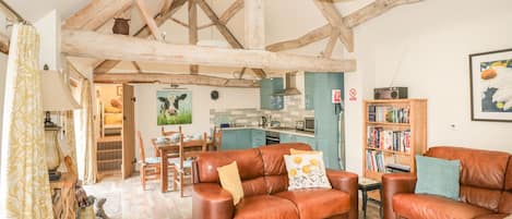 Cottage | Salle de séjour | Télévision